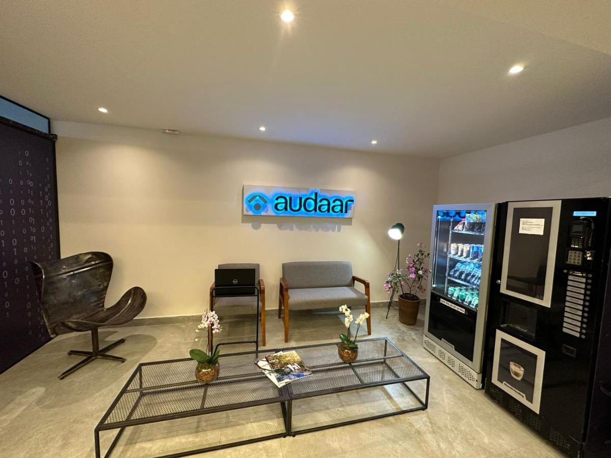 Audaar Tech Suites - Aeroporto De Congonhas Сан-Пауло Экстерьер фото